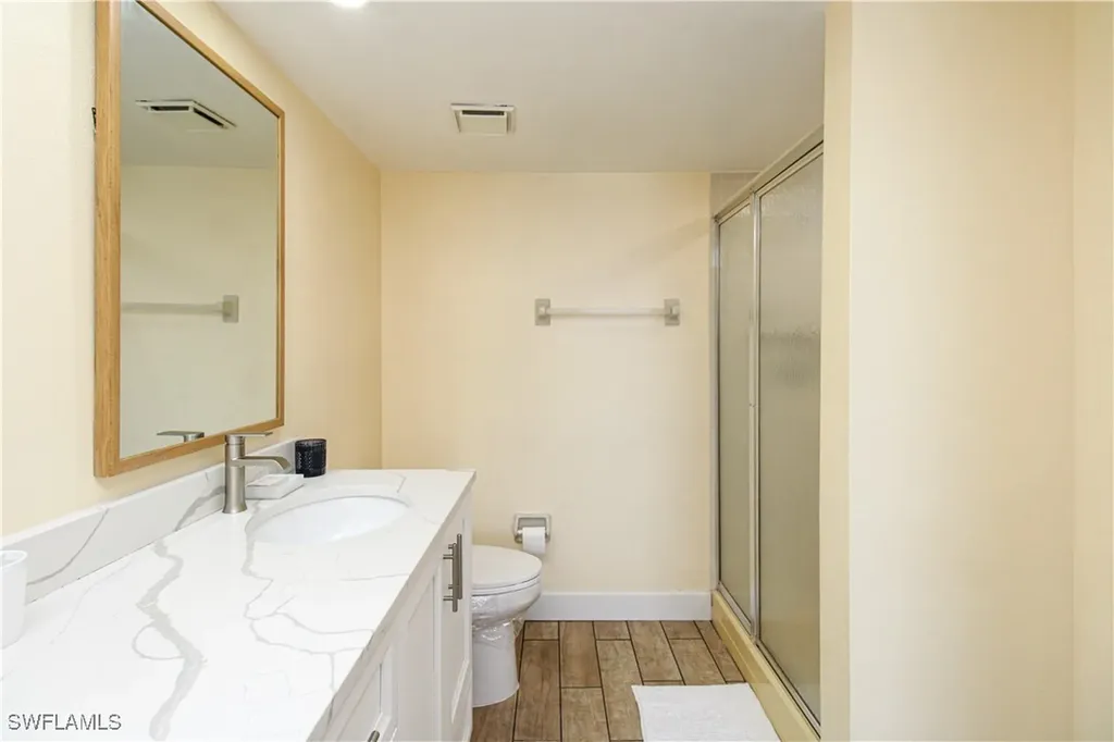7794 Emerald Circle Naples FL 34109