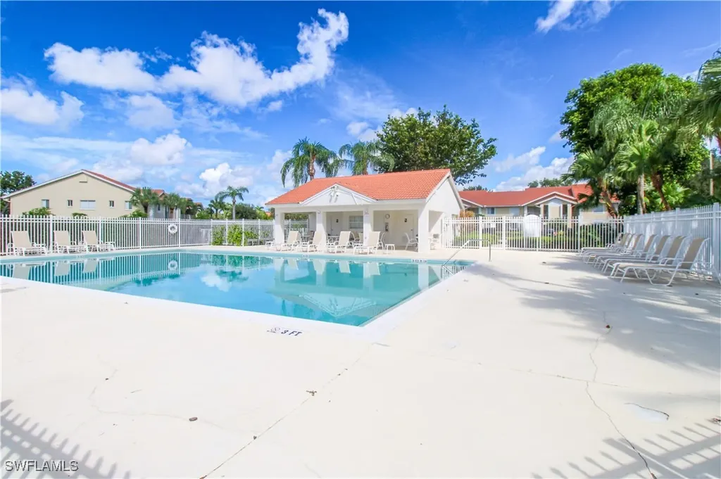 7794 Emerald Circle Naples FL 34109
