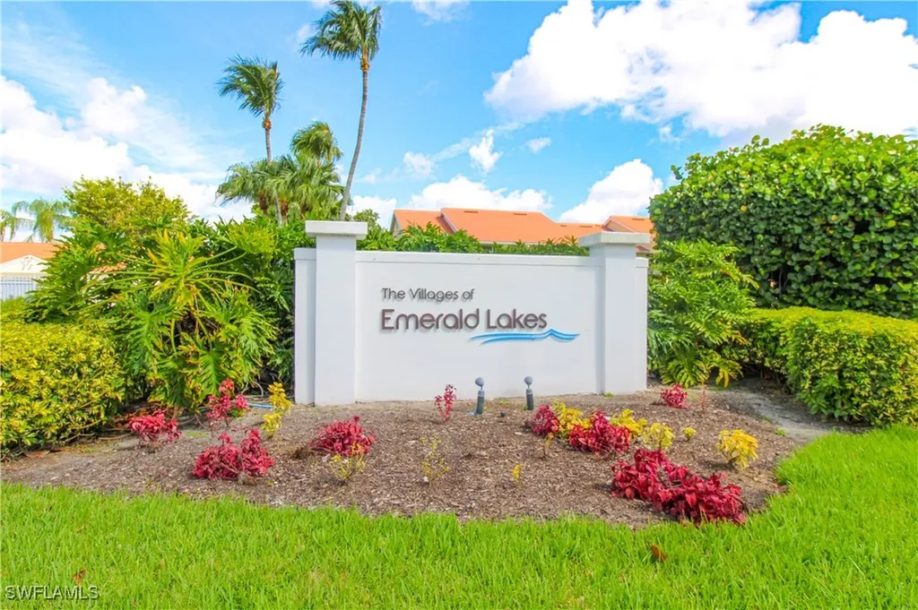 7794 Emerald Circle Naples FL 34109