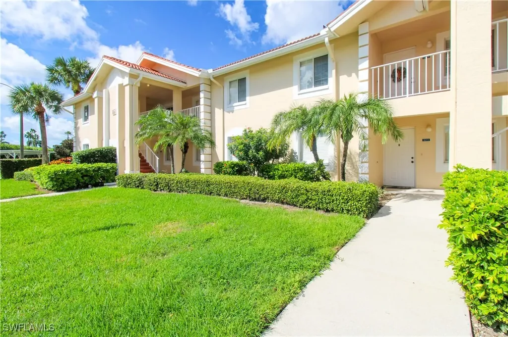 7794 Emerald Circle Naples FL 34109
