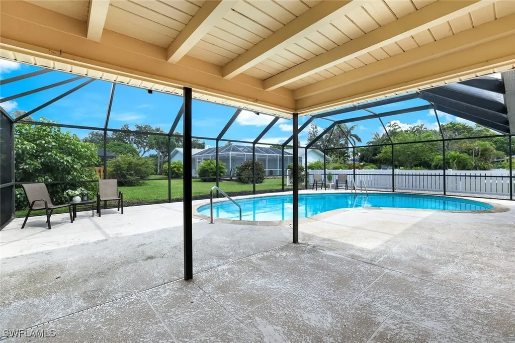 133 Briarcliff Lane Naples FL 34113