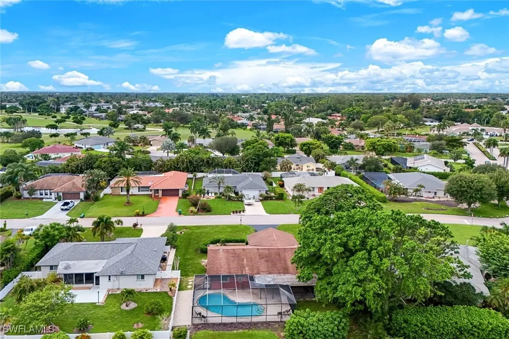 133 Briarcliff Lane Naples FL 34113