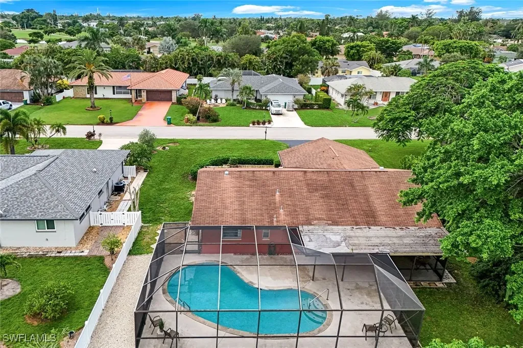 133 Briarcliff Lane Naples FL 34113