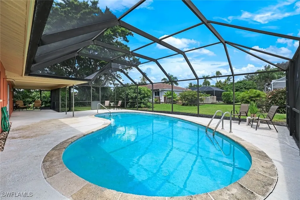 133 Briarcliff Lane Naples FL 34113