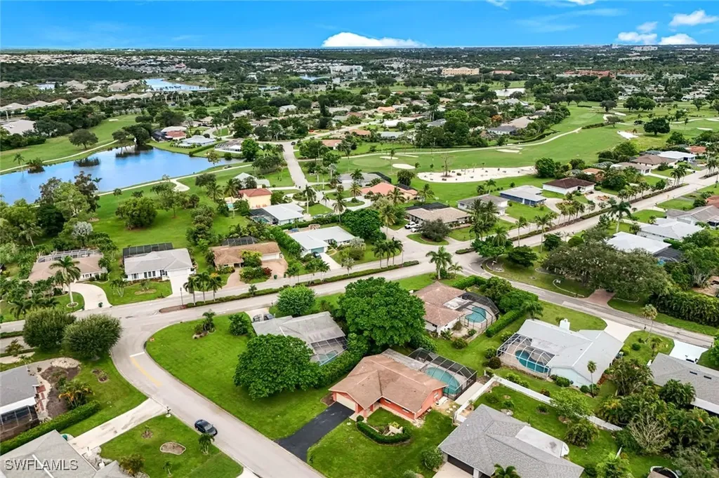 133 Briarcliff Lane Naples FL 34113