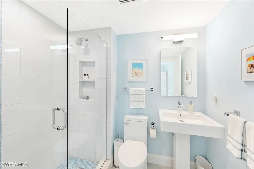 1334 Crayton Road Naples FL 34102