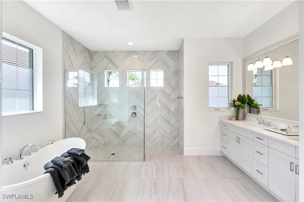 8912 Nevis Way Naples FL 34112
