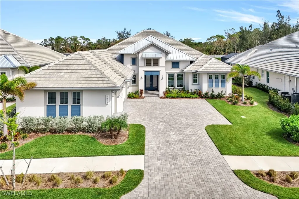 8912 Nevis Way Naples FL 34112