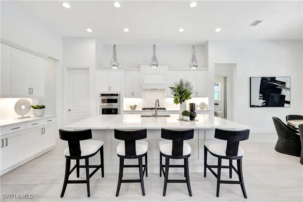 8912 Nevis Way Naples FL 34112
