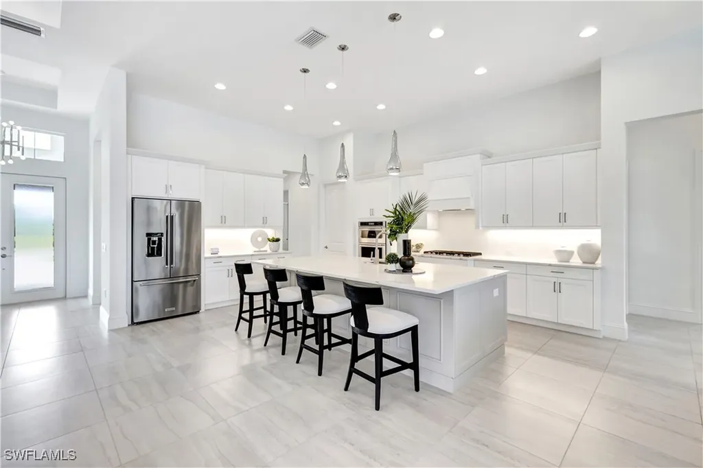 8912 Nevis Way Naples FL 34112