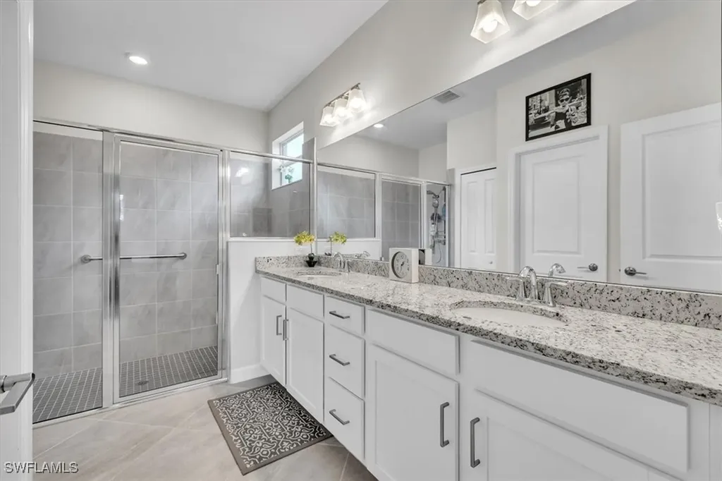 3101 E Windsor Drive Alva FL 33920