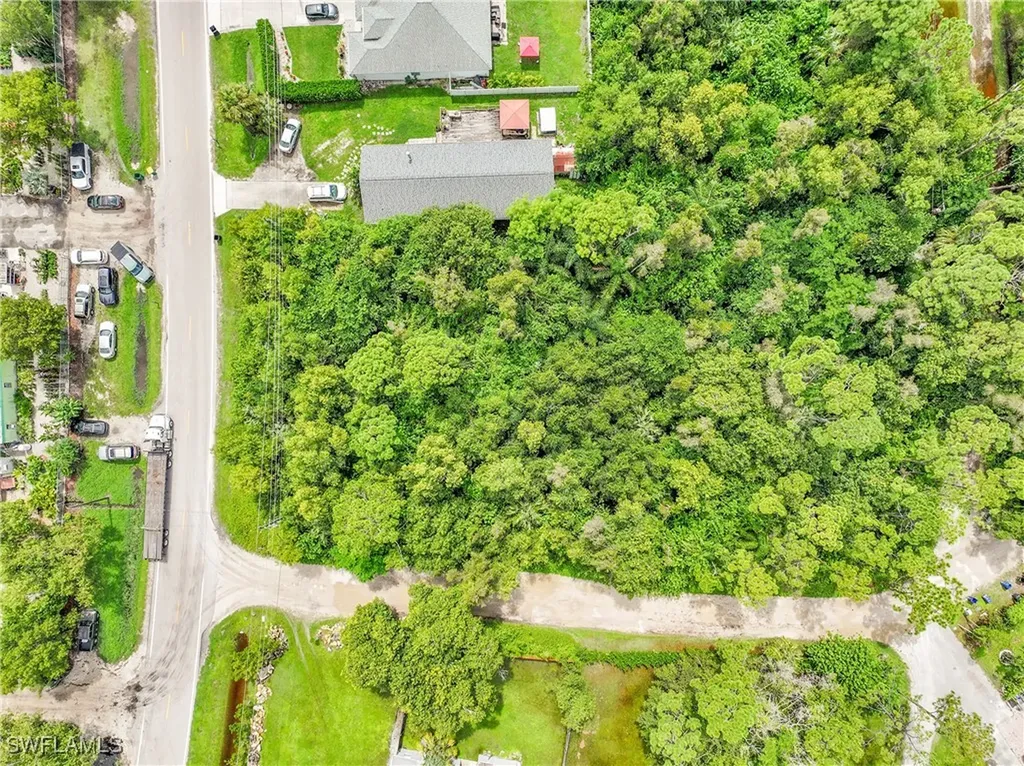 20190 Trailside Drive Estero FL 33928