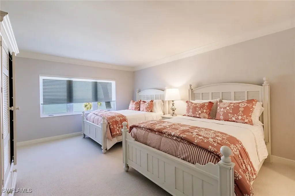 2885 Gulf Shore Boulevard N Naples FL 34103