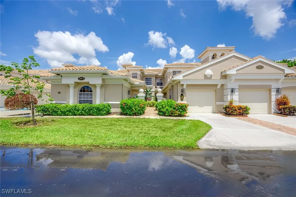 3975 Deer Crossing Court Naples FL 34114