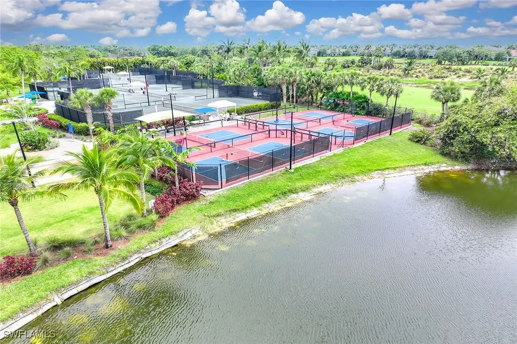 3975 Deer Crossing Court Naples FL 34114