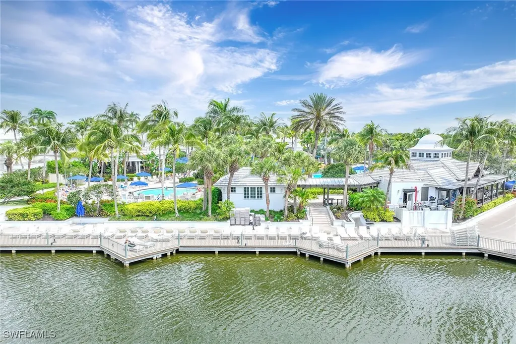 3975 Deer Crossing Court Naples FL 34114