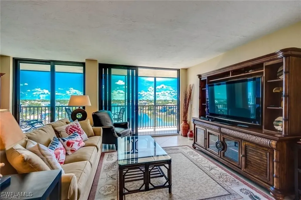 10420 Gulf Shore Drive Naples FL 34108