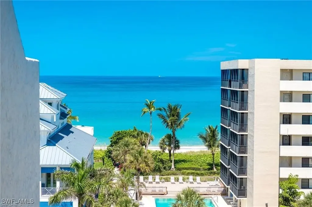 10420 Gulf Shore Drive Naples FL 34108