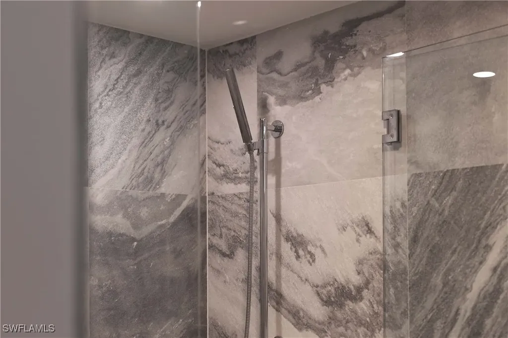 10420 Gulf Shore Drive Naples FL 34108