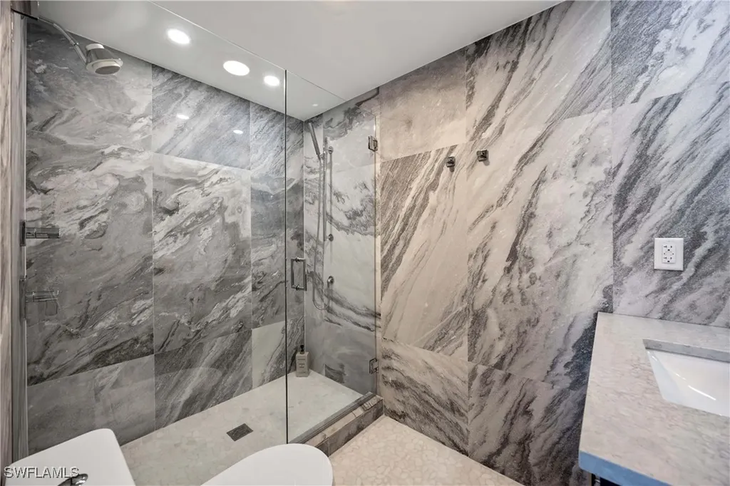 10420 Gulf Shore Drive Naples FL 34108