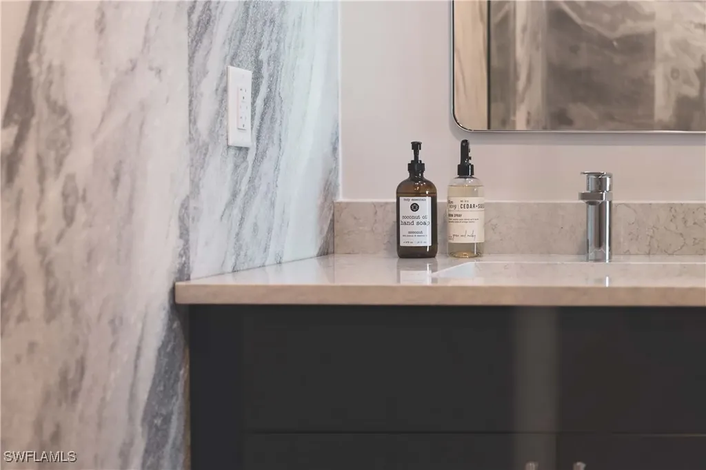 10420 Gulf Shore Drive Naples FL 34108