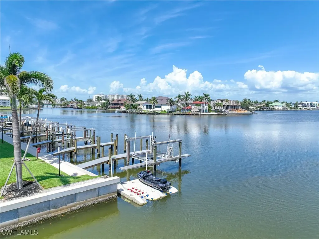 10420 Gulf Shore Drive Naples FL 34108