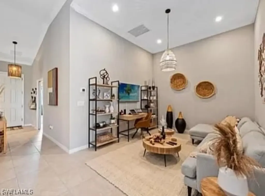 9397 Pocida Court Naples FL 34119