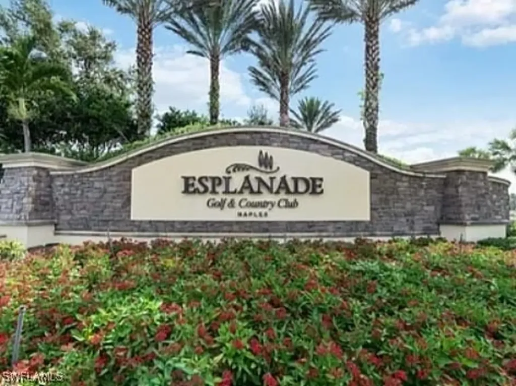 9397 Pocida Court Naples FL 34119