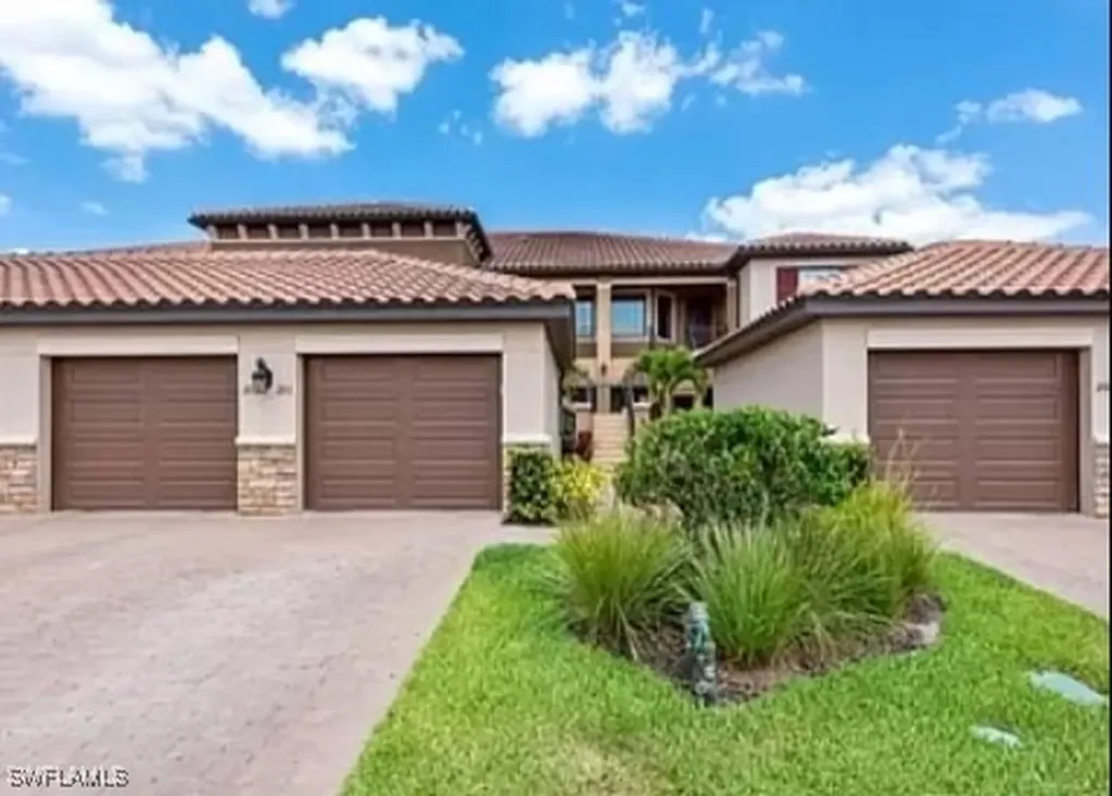 9397 Pocida Court Naples FL 34119