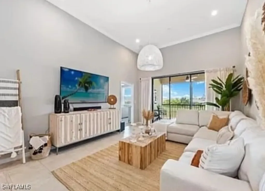 9397 Pocida Court Naples FL 34119