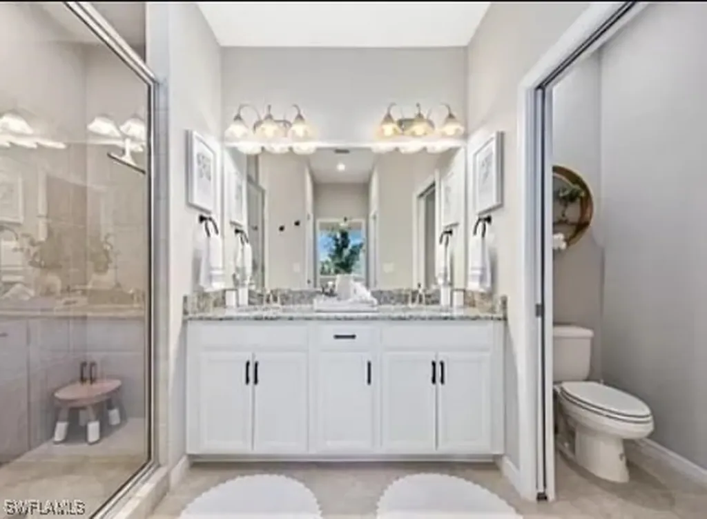 9397 Pocida Court Naples FL 34119
