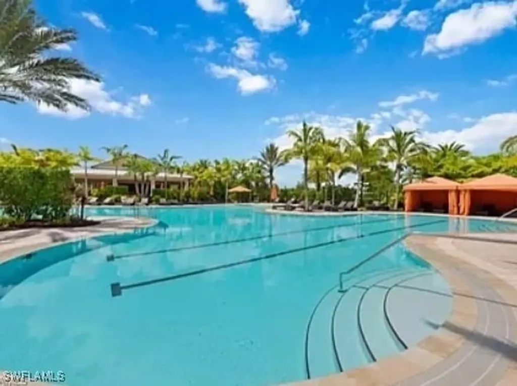 9397 Pocida Court Naples FL 34119