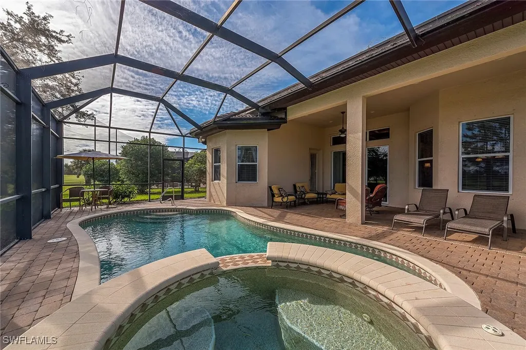 7812 Valencia Court Naples FL 34113