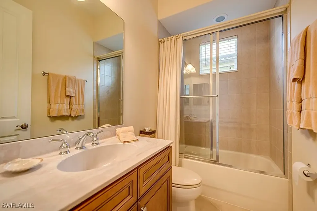 6101 Dogleg Drive Naples FL 34113