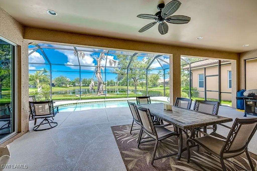 6101 Dogleg Drive Naples FL 34113