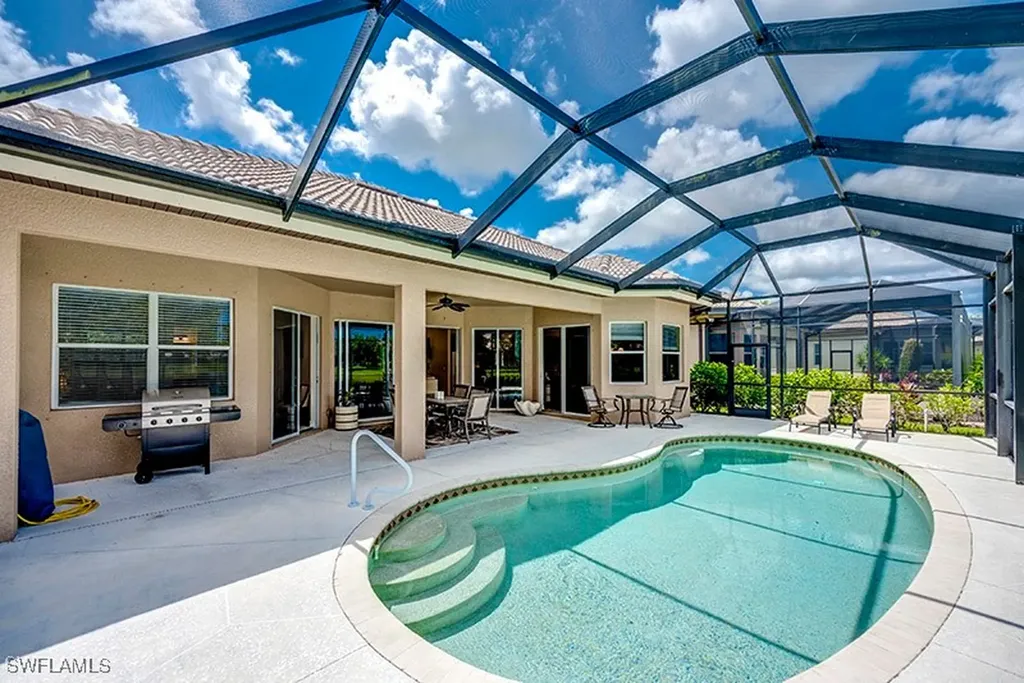 6101 Dogleg Drive Naples FL 34113