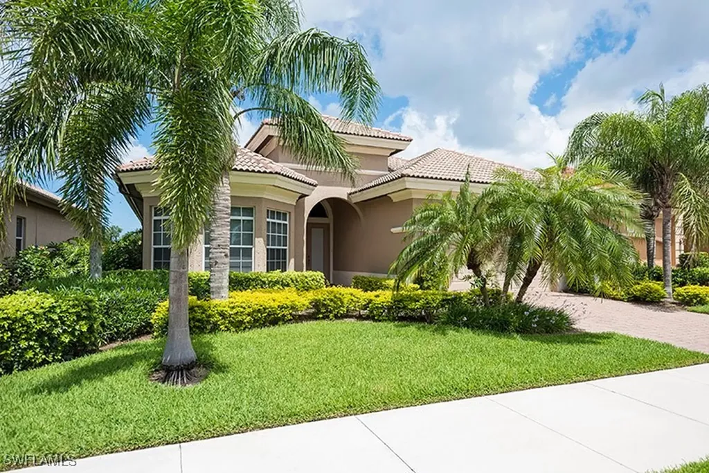 6101 Dogleg Drive Naples FL 34113