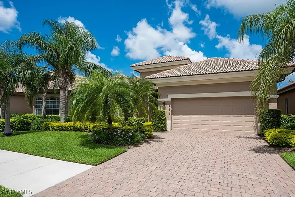 6101 Dogleg Drive Naples FL 34113