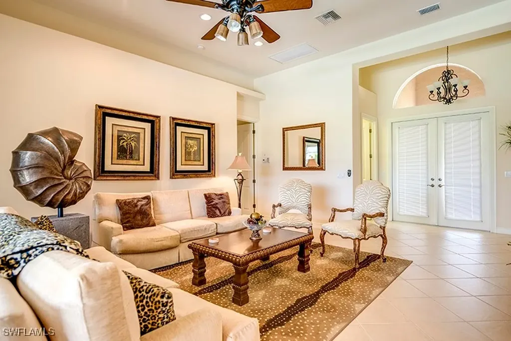 6101 Dogleg Drive Naples FL 34113