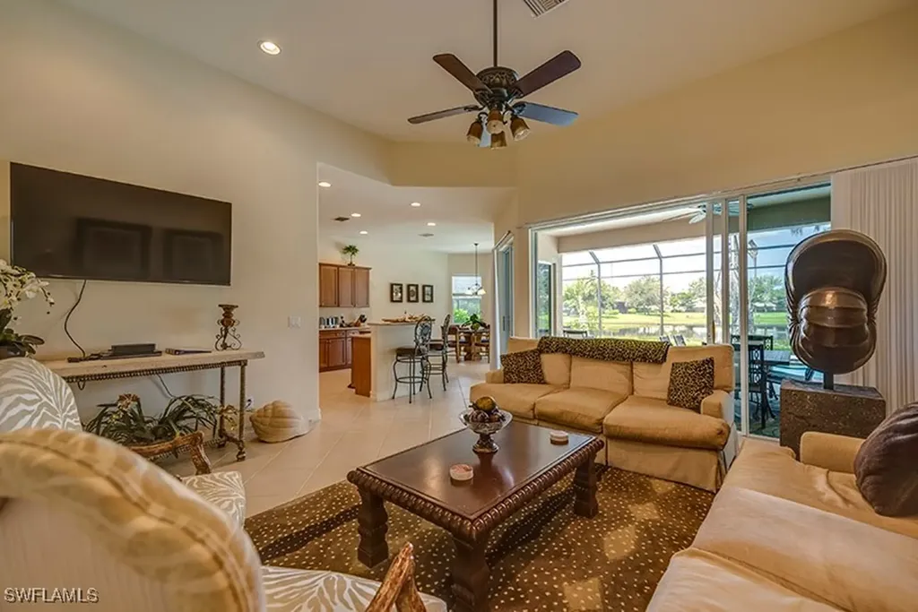 6101 Dogleg Drive Naples FL 34113