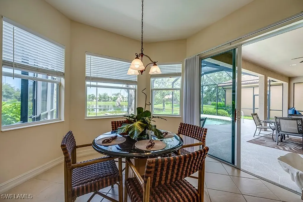 6101 Dogleg Drive Naples FL 34113