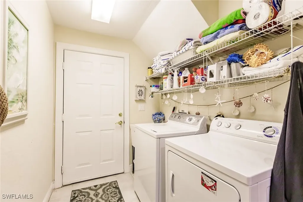 3910 Deer Crossing Court Naples FL 34114