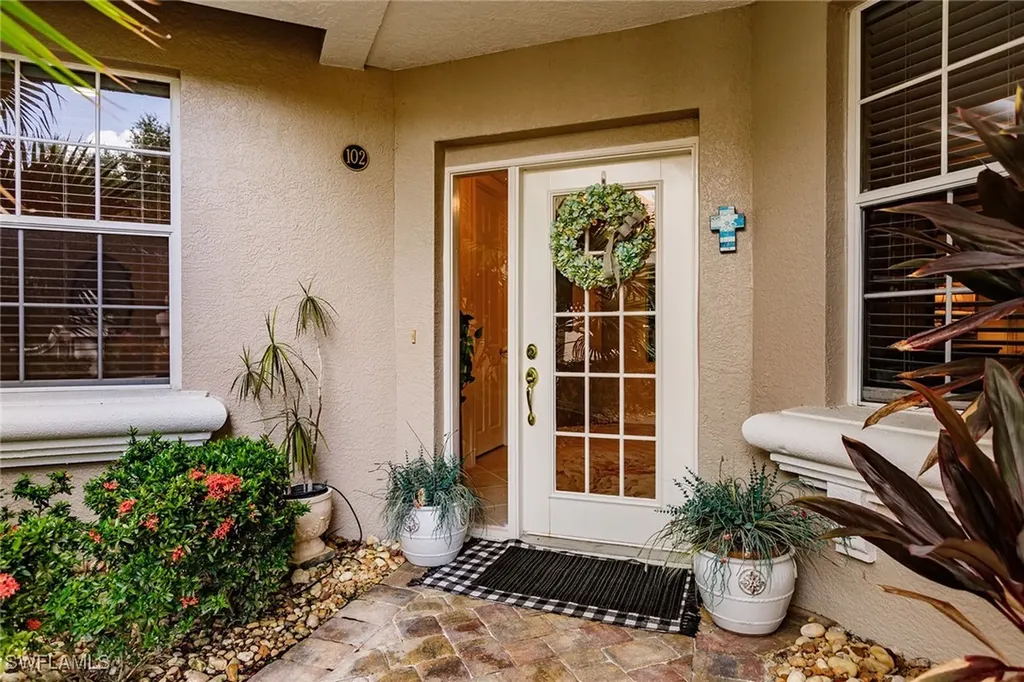 3910 Deer Crossing Court Naples FL 34114