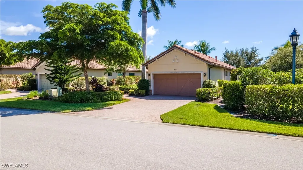 3280 Miyagi Lane Naples FL 34114