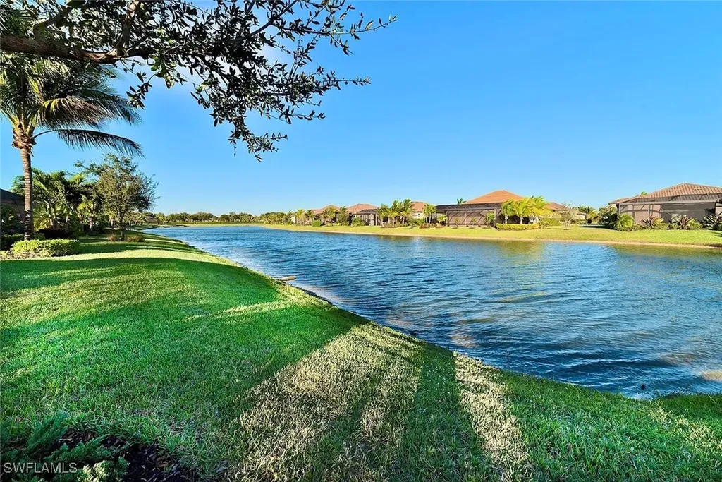 3280 Miyagi Lane Naples FL 34114