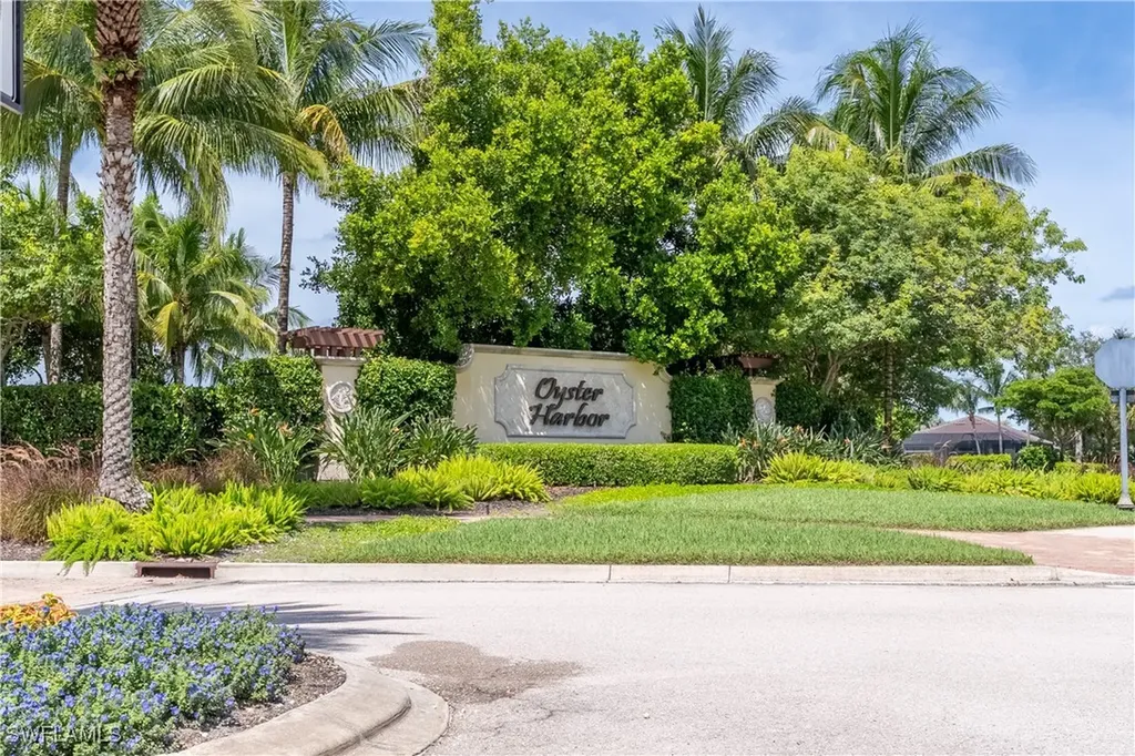 3280 Miyagi Lane Naples FL 34114