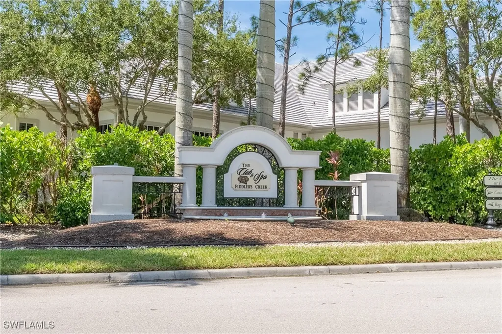 3280 Miyagi Lane Naples FL 34114
