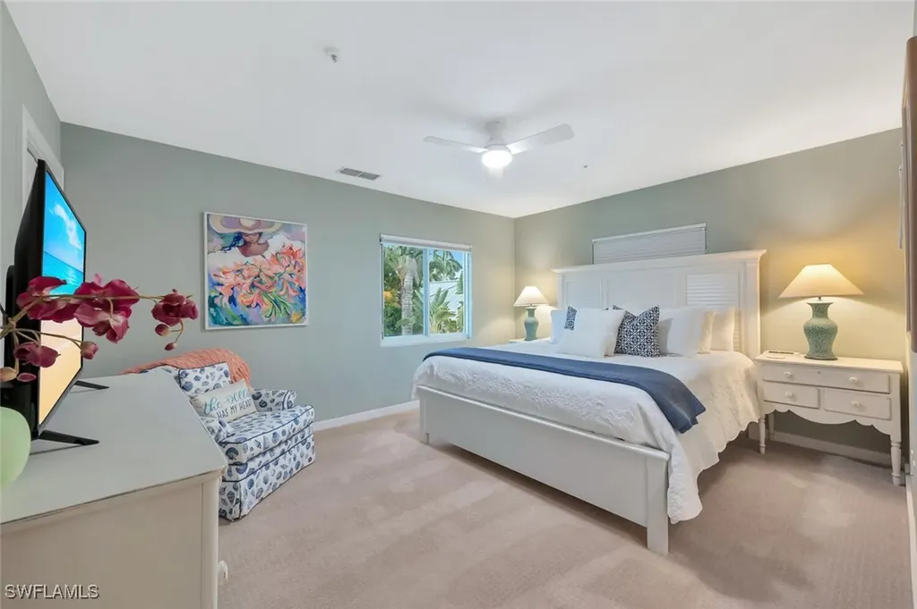 180 6th Avenue S Naples FL 34102