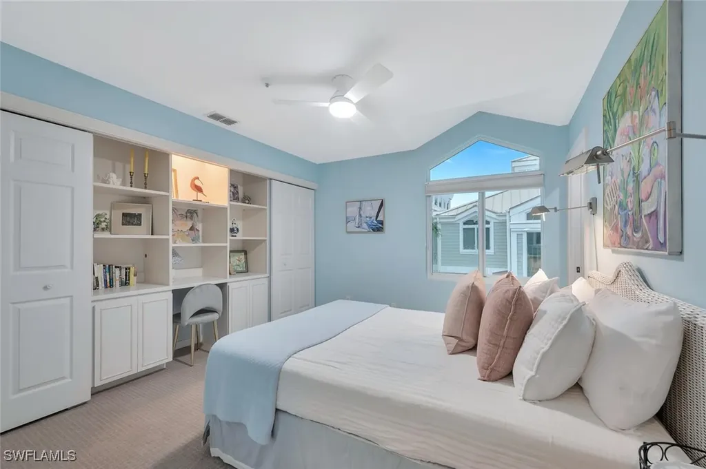180 6th Avenue S Naples FL 34102