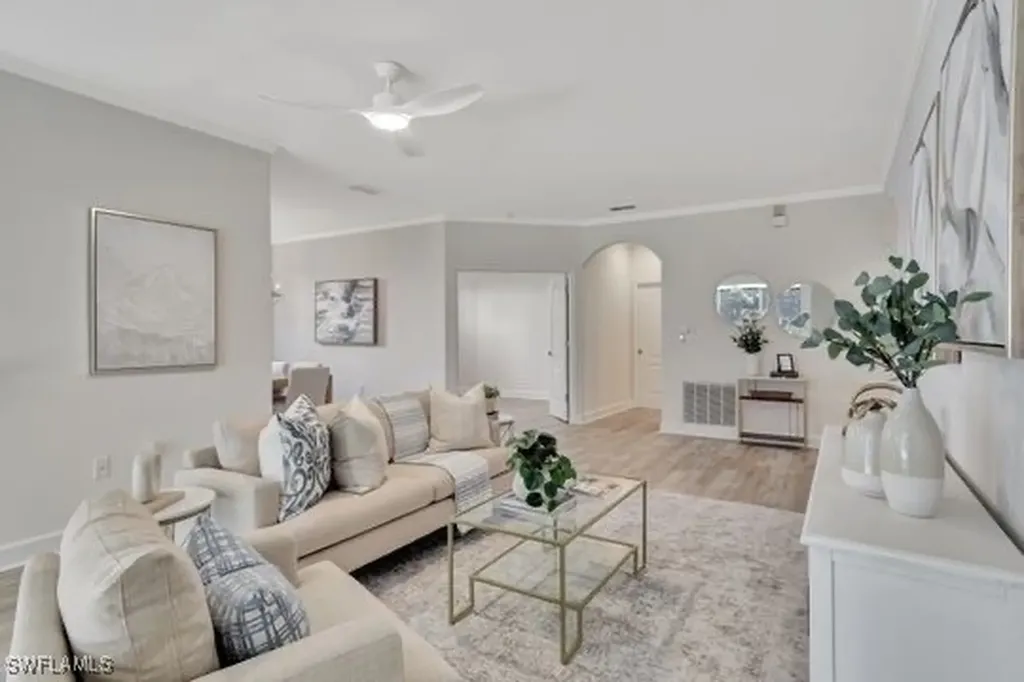 2185 Hawksridge Drive Naples FL 34105